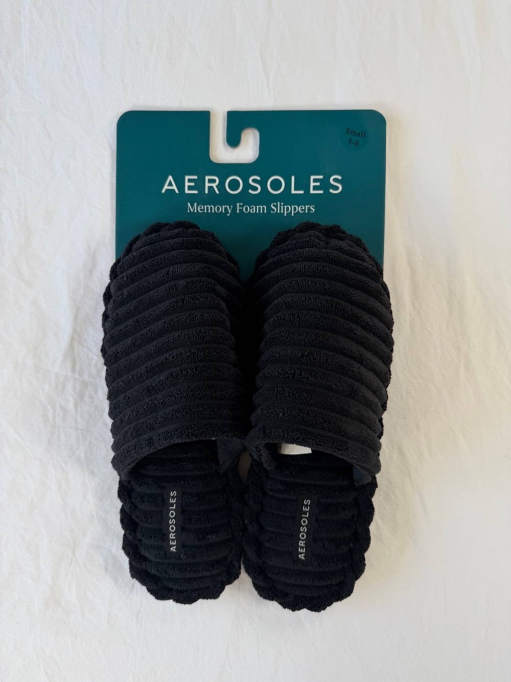 AEROSOLES Black Memory Foam Ribbed Slide Slippers size 5-6